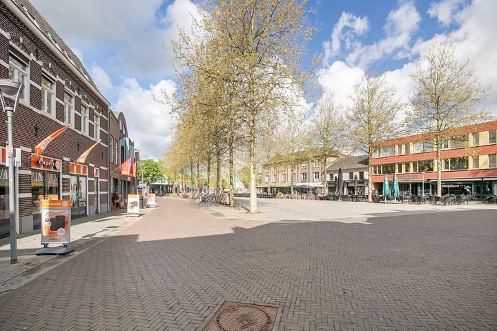 Photo 54 of Patersstraat 10