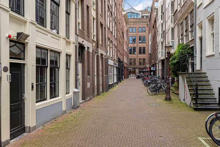 Bekijk foto 43 van Paardenstraat 7-4