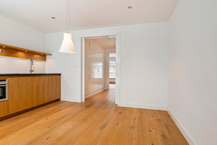 Foto 7 van Paardenstraat 7-4