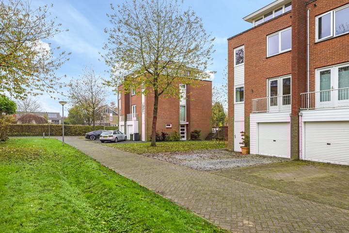 Foto 70 van Lage Riem 6