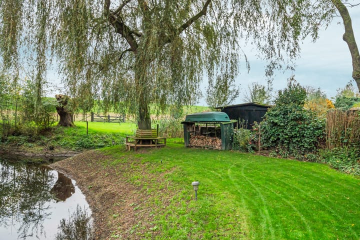 Foto 60 van Herwensedijk 15