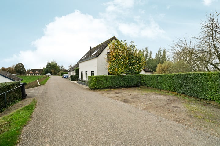 View photo 73 of Herwensedijk 15