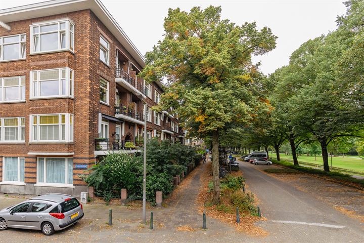 View photo 37 of Vroesenlaan 13-B