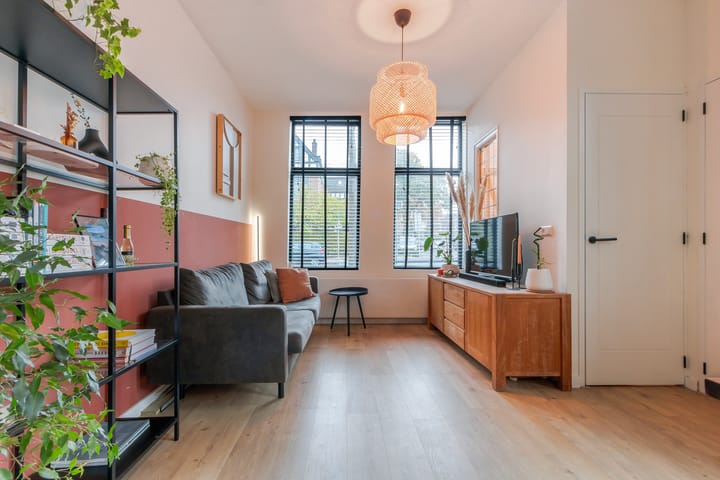 Foto 2 van Reeweg Oost 43