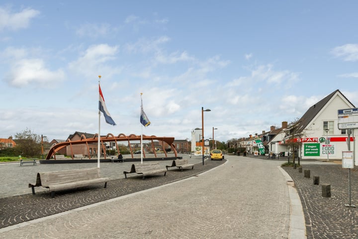 Bekijk foto 51 van Middelweg 8