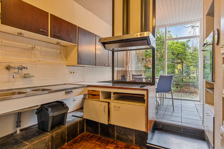 Foto 22 van St. Annastraat 165