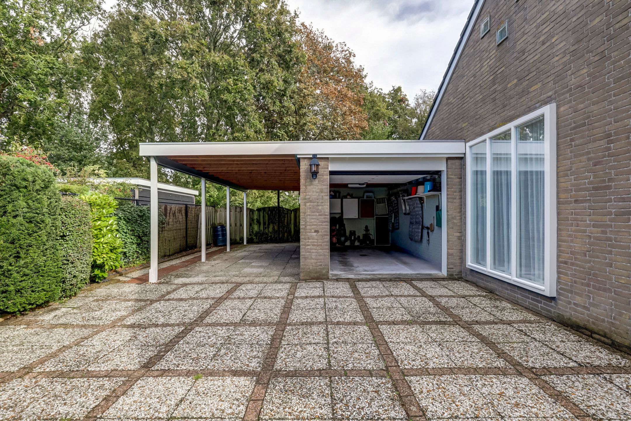 Photo 6 of Oosterenbanweg 9