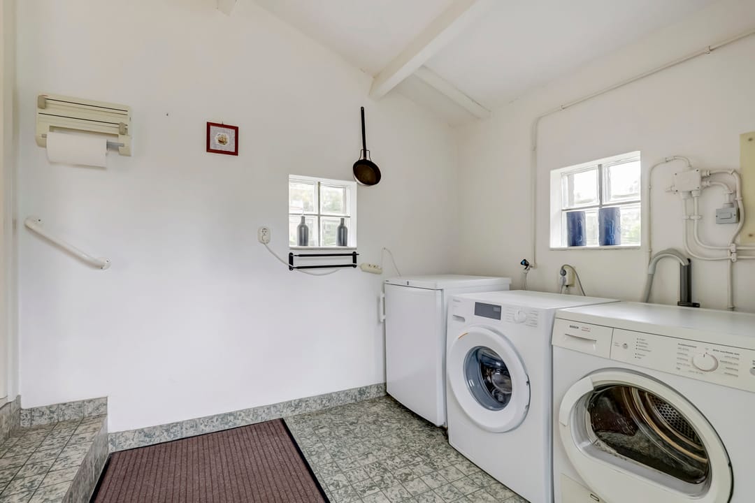 Photo 26 of Oosterenbanweg 9