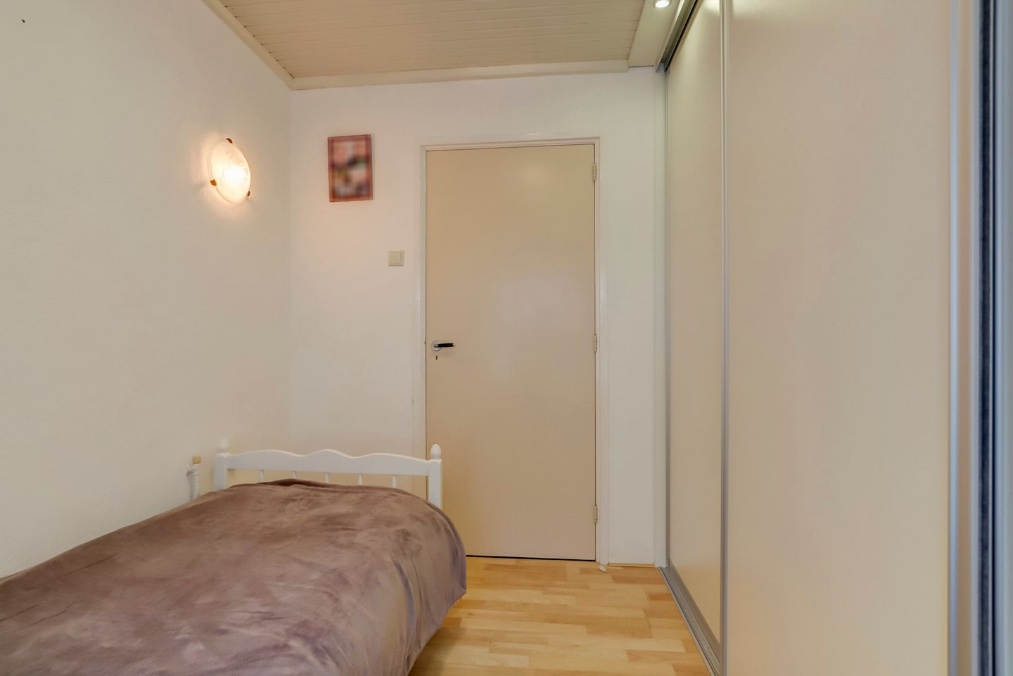 Photo 29 of Oosterenbanweg 9