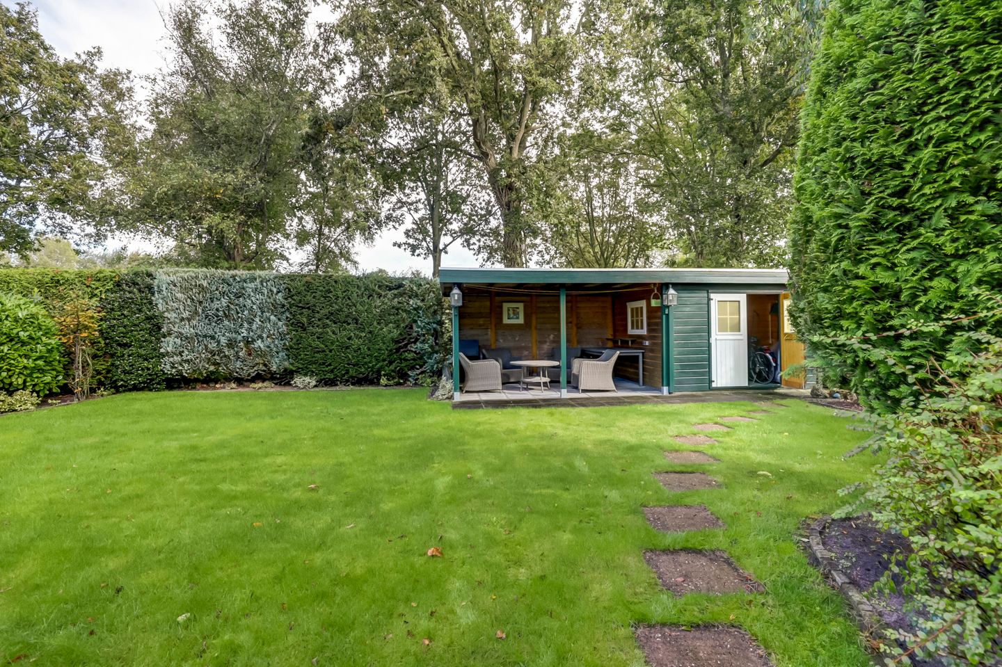 Photo 40 of Oosterenbanweg 9