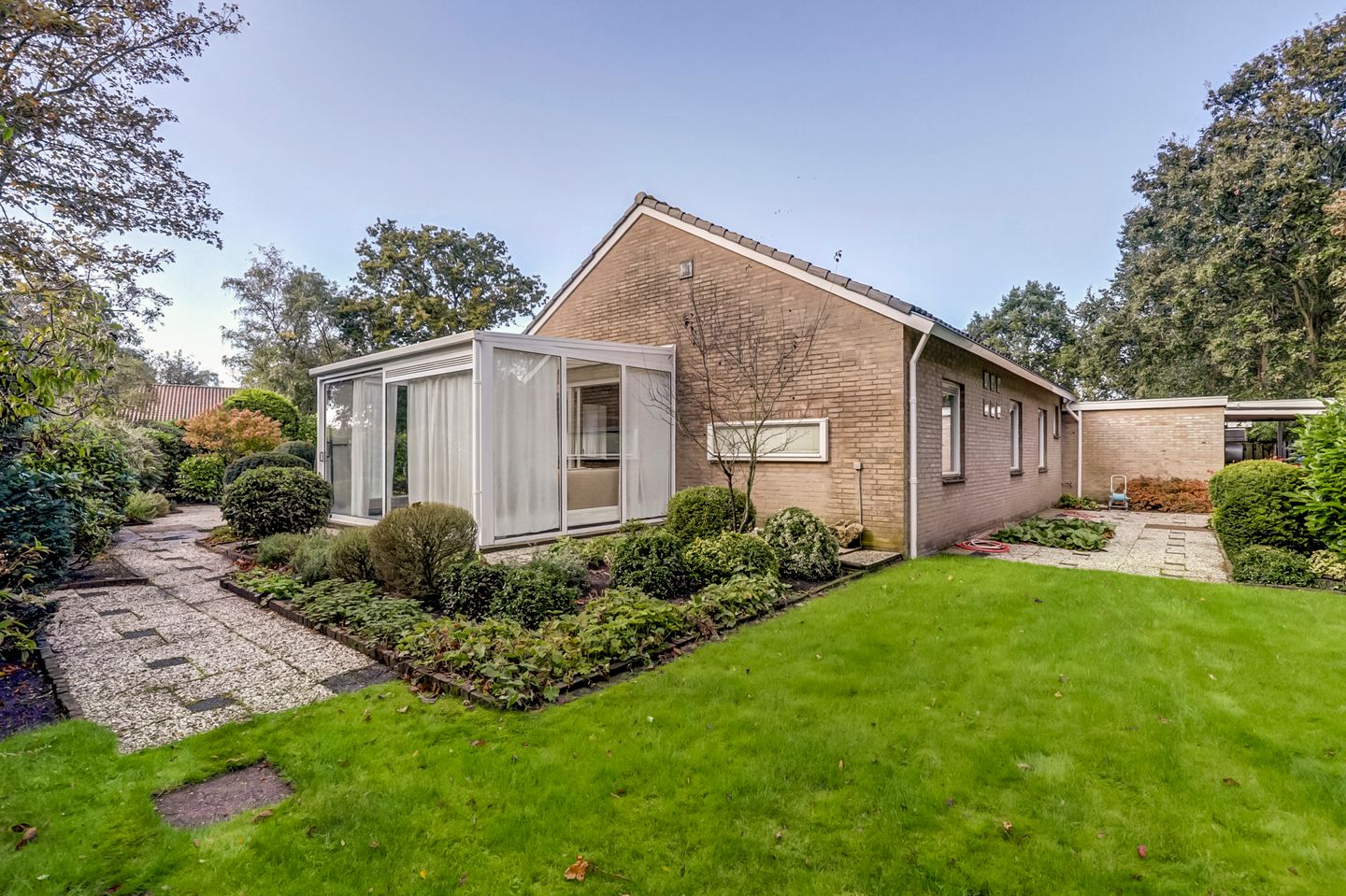 Photo 44 of Oosterenbanweg 9