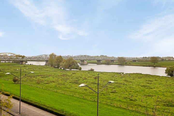 Foto 30 van Maasboulevard 207