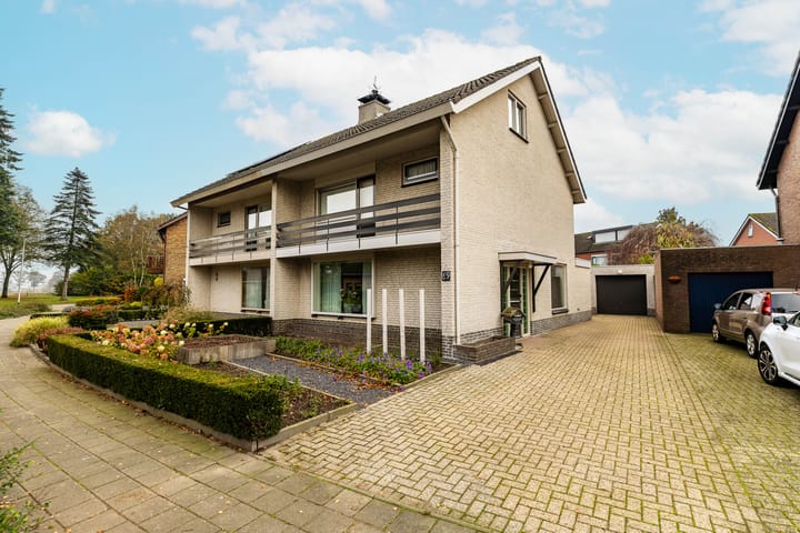 Foto 1 van Berkenring 69