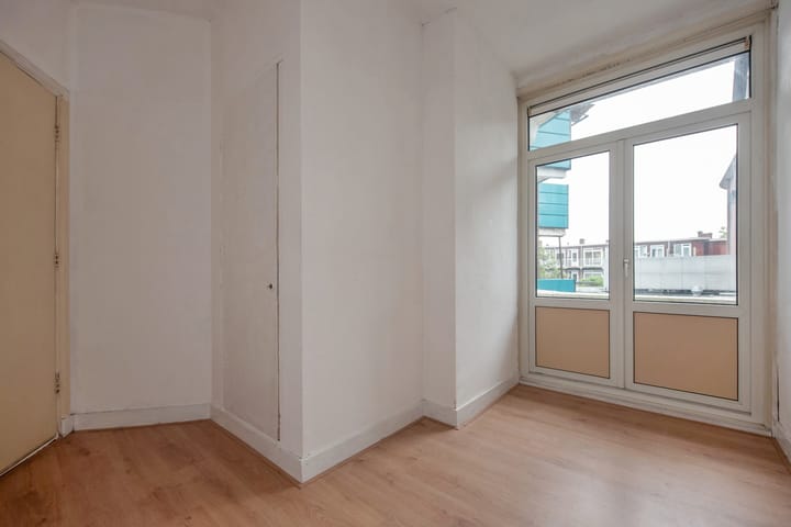 Foto 13 van Lorentzplein 80