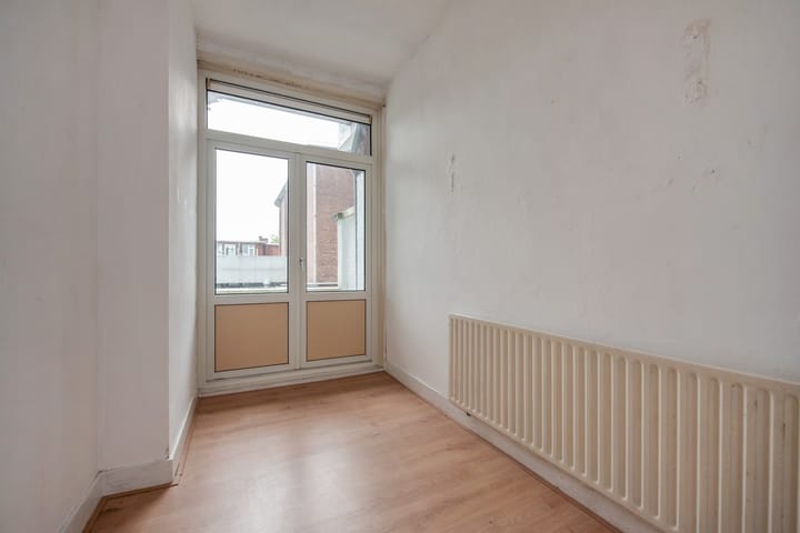 Foto 14 van Lorentzplein 80