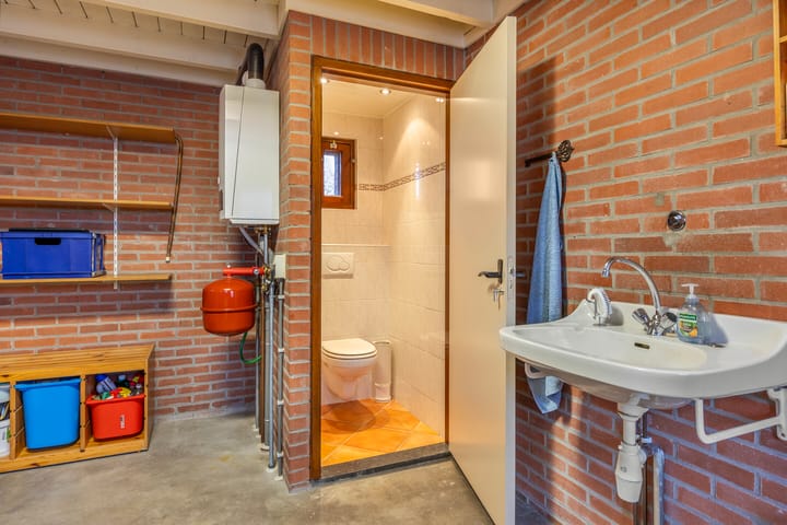 Photo 13 of Zwarteweg 15