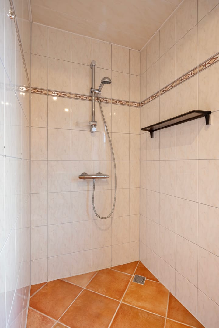 Photo 22 of Zwarteweg 15