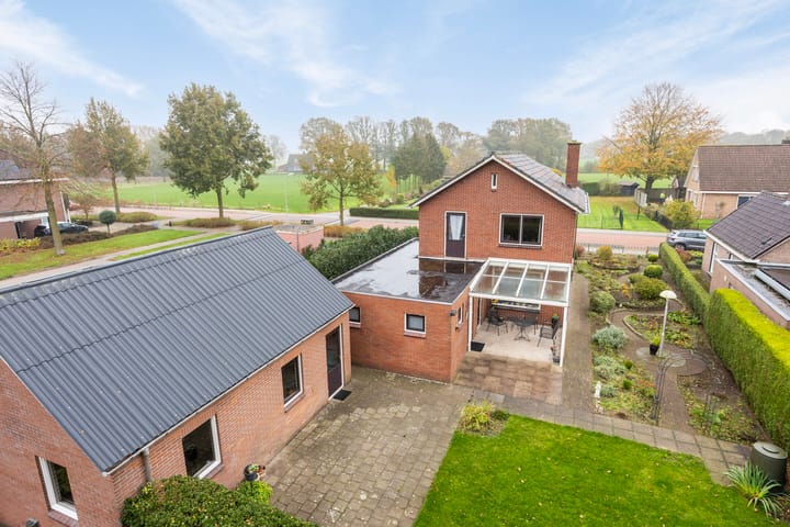 Photo 30 of Zwarteweg 15