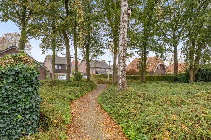 Photo 33 of Zwarteweg 15