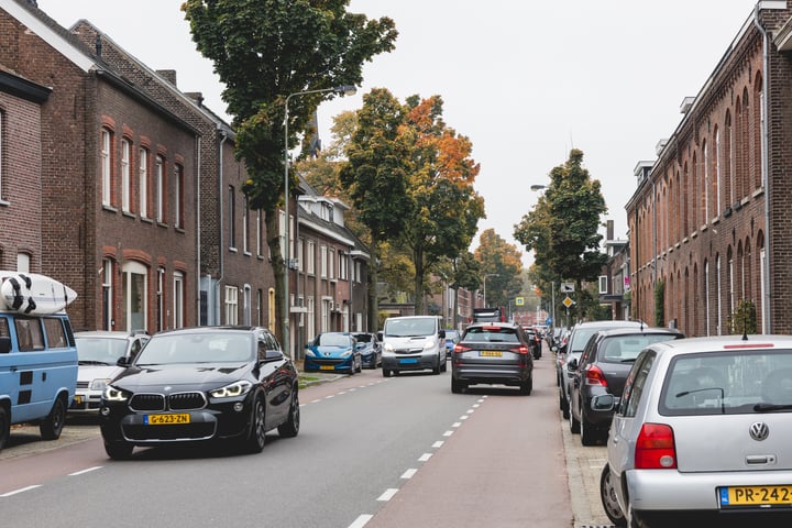 View photo 16 of Venloseweg 108-B