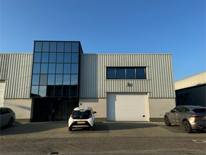 Ambachtsweg 30, Pijnacker