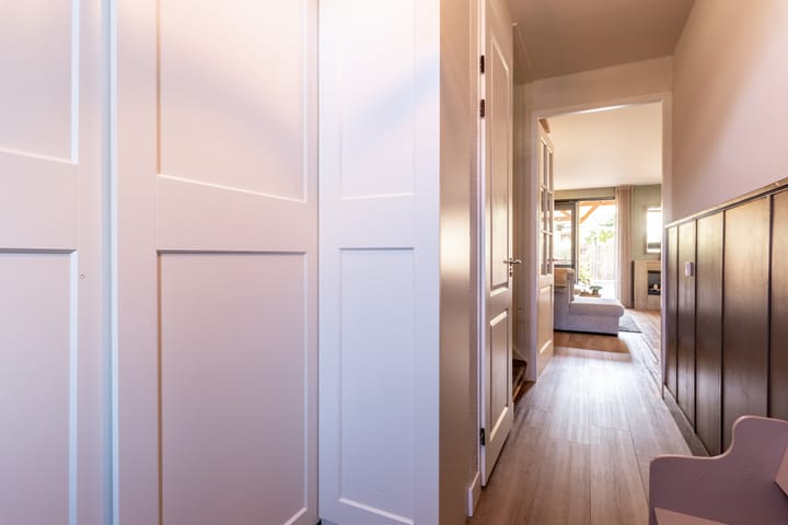 Photo 6 of Tiarastraat 12