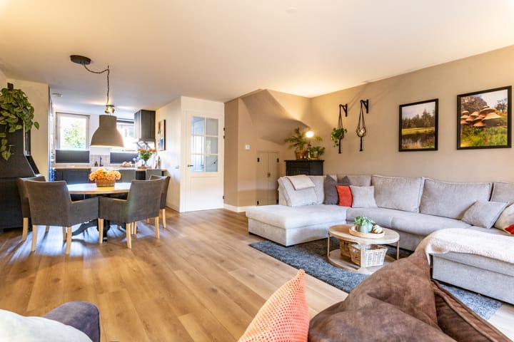 Photo 7 of Tiarastraat 12