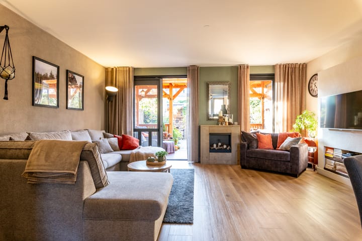 Photo 10 of Tiarastraat 12