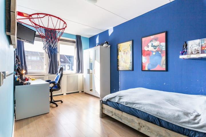 Photo 20 of Tiarastraat 12