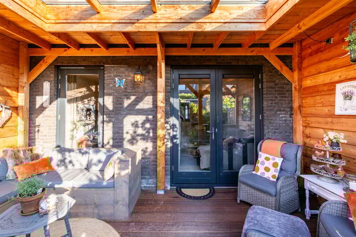 Photo 30 of Tiarastraat 12