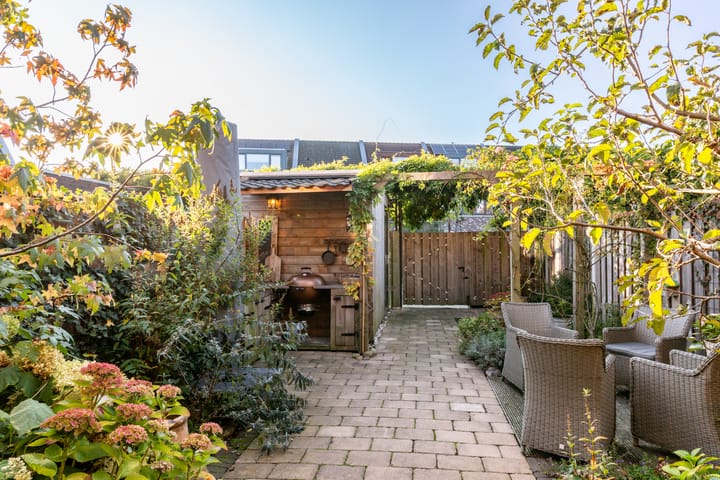 Photo 32 of Tiarastraat 12