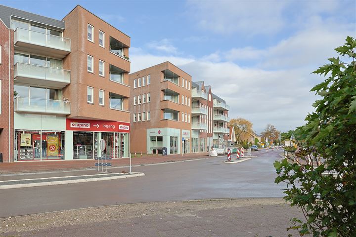 View photo 2 of Middenweg 249-Q