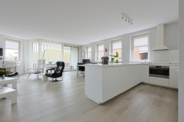 Foto 12 van Middenweg 249-Q