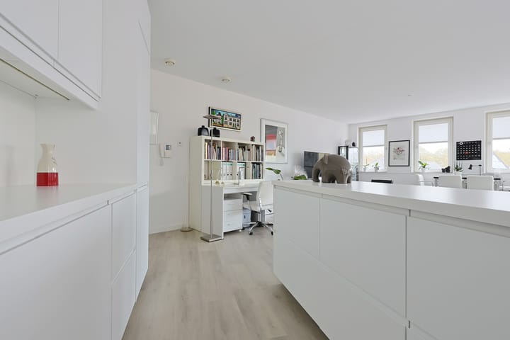 Foto 13 van Middenweg 249-Q