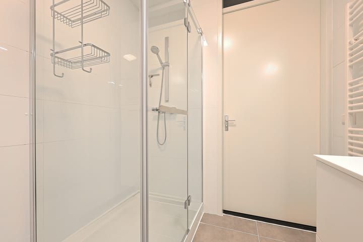 Foto 20 van Middenweg 249-Q