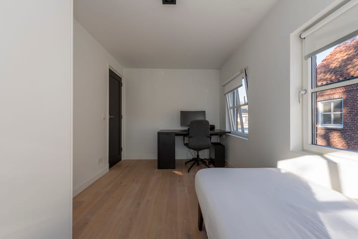 Foto 30 van Burgemeester Damsstraat 43