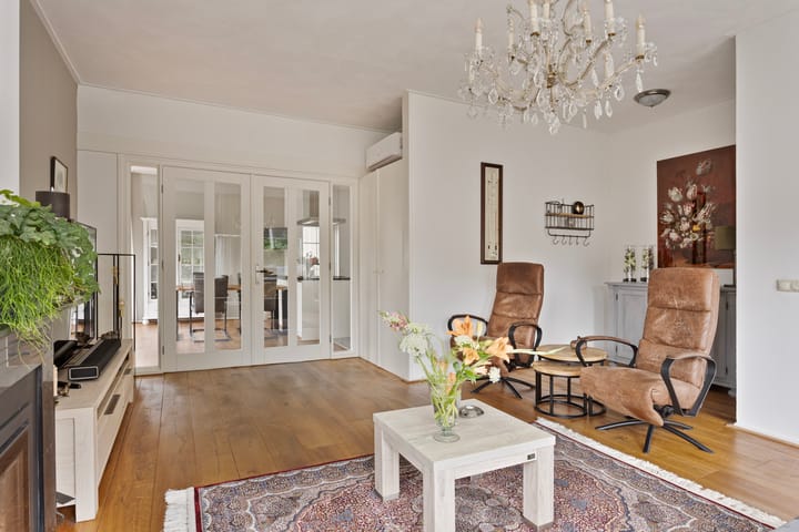 Foto 11 van Stationsweg 233