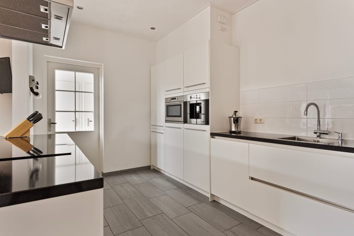 Foto 14 van Stationsweg 233