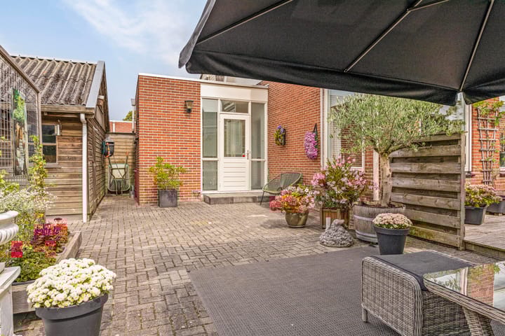 Foto 31 van Stationsweg 233