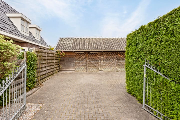 Foto 32 van Stationsweg 233