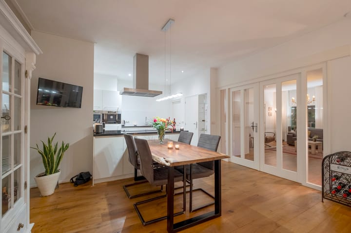 Foto 41 van Stationsweg 233