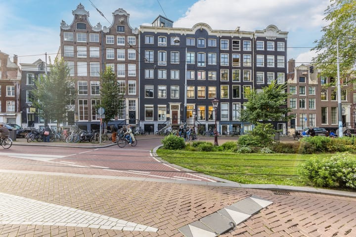 Photo 1 of Nieuwezijds Voorburgwal 290-1