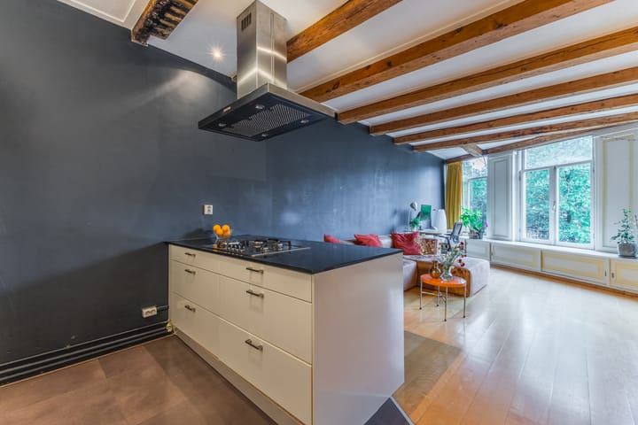 Photo 15 of Nieuwezijds Voorburgwal 290-1