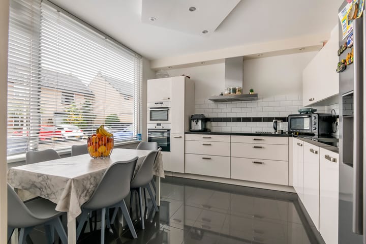 Foto 8 van Dokter Schöyerstraat 55