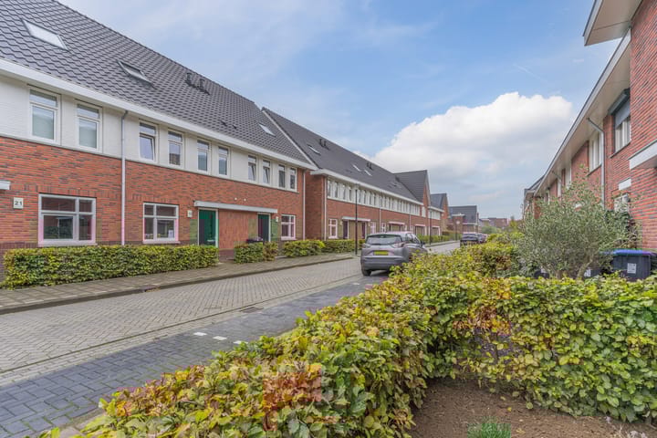 Foto 38 van Fagotstraat 26