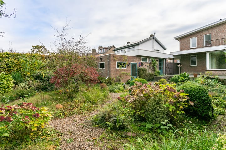 Bekijk foto 34 van Prins Clausstraat 94