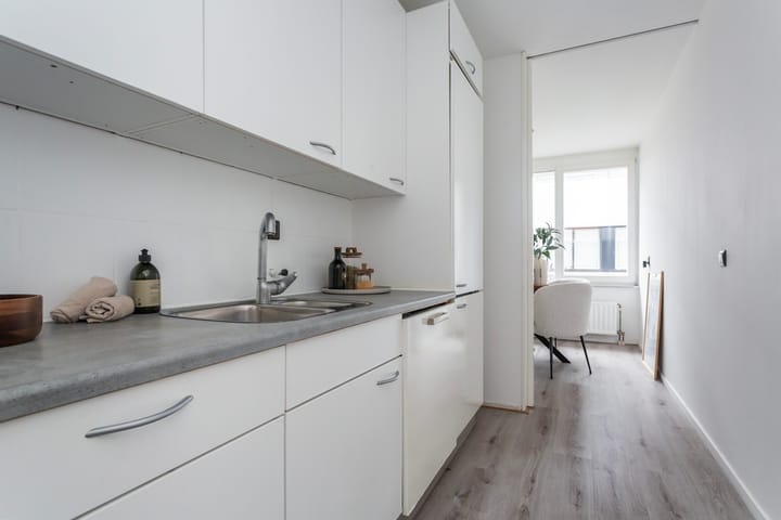 Foto 8 van Joostingstraat 18