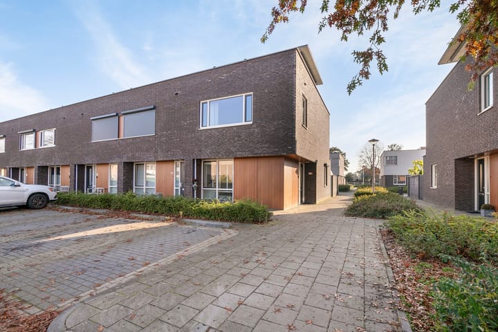 Foto 6 van Tamboerijnstraat 108