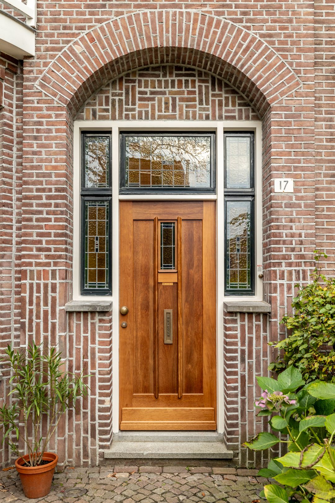 Photo 13 of Wethouder Romboutsstraat 17