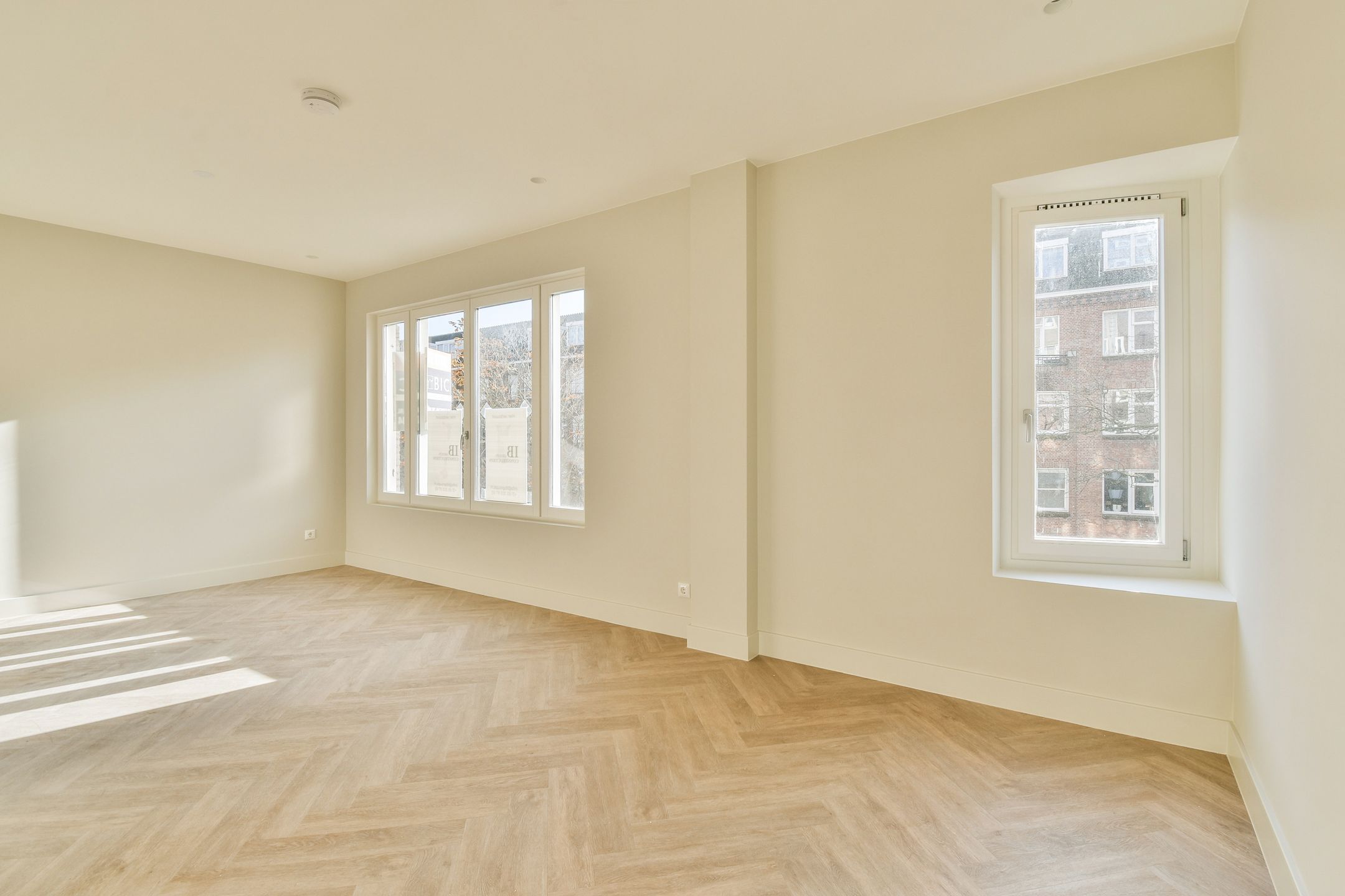 Foto 6 van Van Hilligaertstraat 11-C